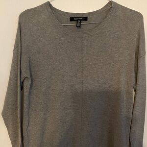 Ellen Tracy Heather Gray Knit Top